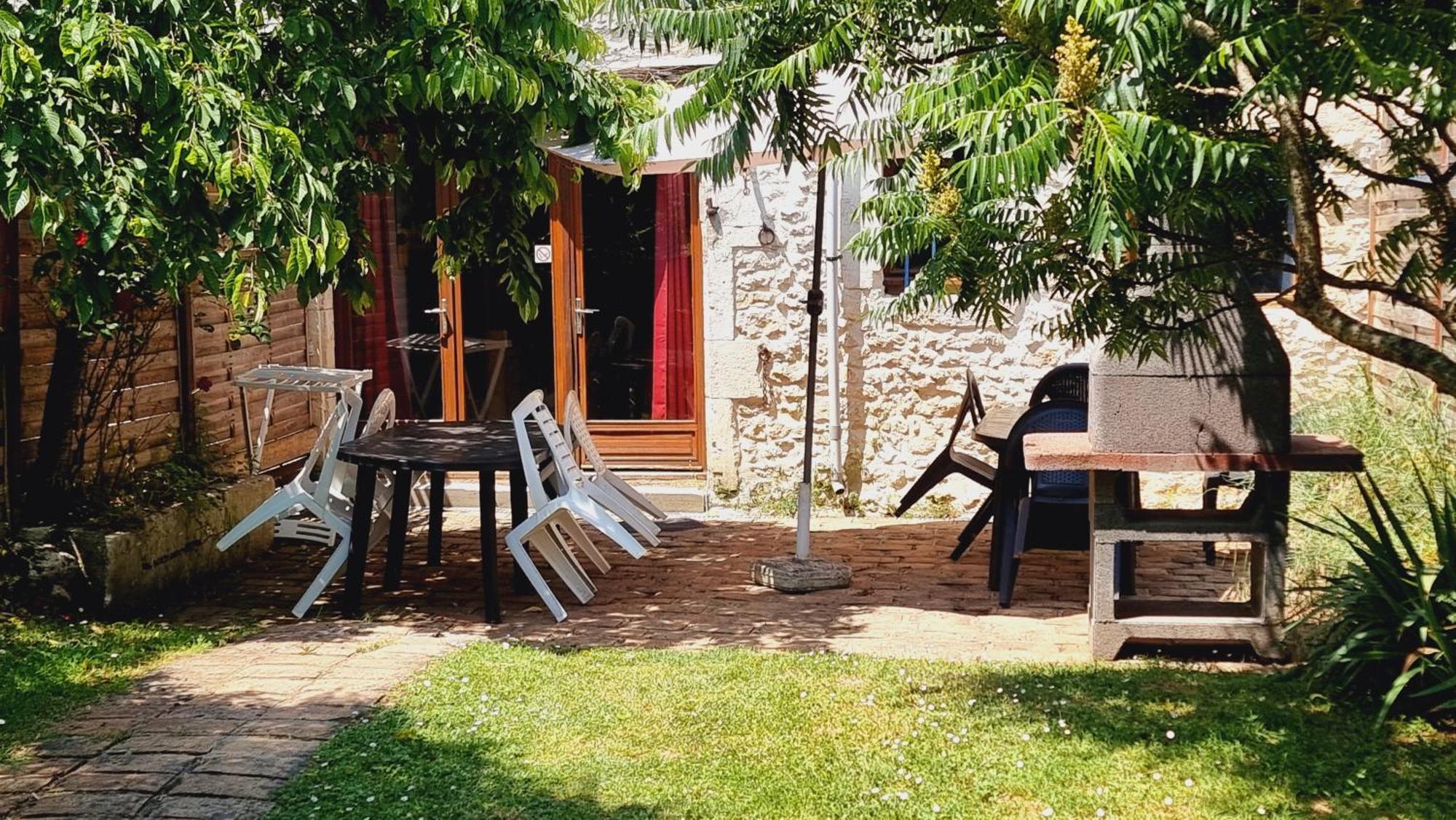 Domaine De Rochebonne Βίλα Saint-Just-Luzac Εξωτερικό φωτογραφία